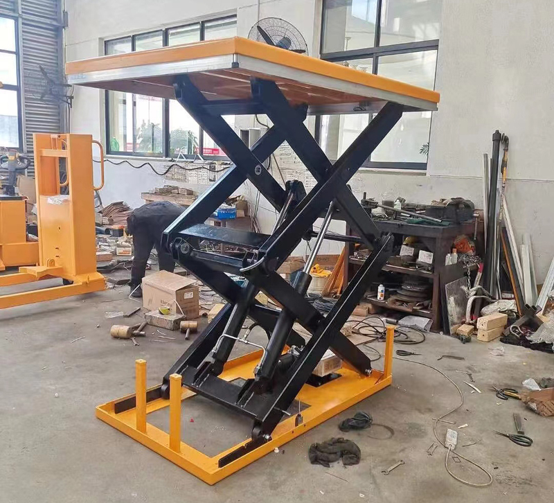 剪叉式升降機(jī)